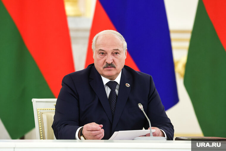    Александр Лукашенко (на фото) провел с Владимиром Путиным телефонные переговоры