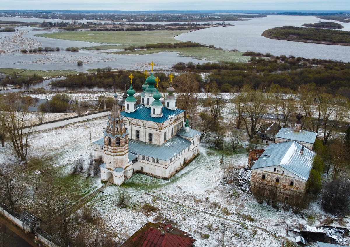 Собор Троицы река Ярань