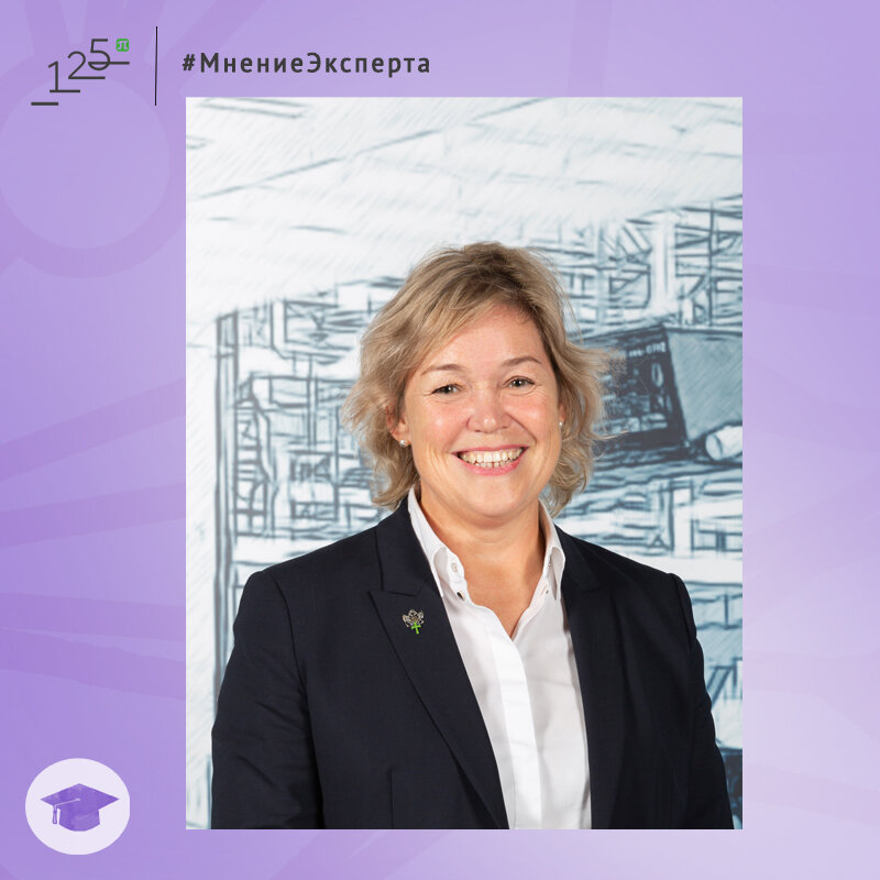 Член Союза Дизайнеров России, автор книг «Adobe Photoshop CС 2022. Мастер-класс Евгении Тучкевич», «Adobe Illustrator CC 2022. Мастер-класс Евгении Тучкевич».

 