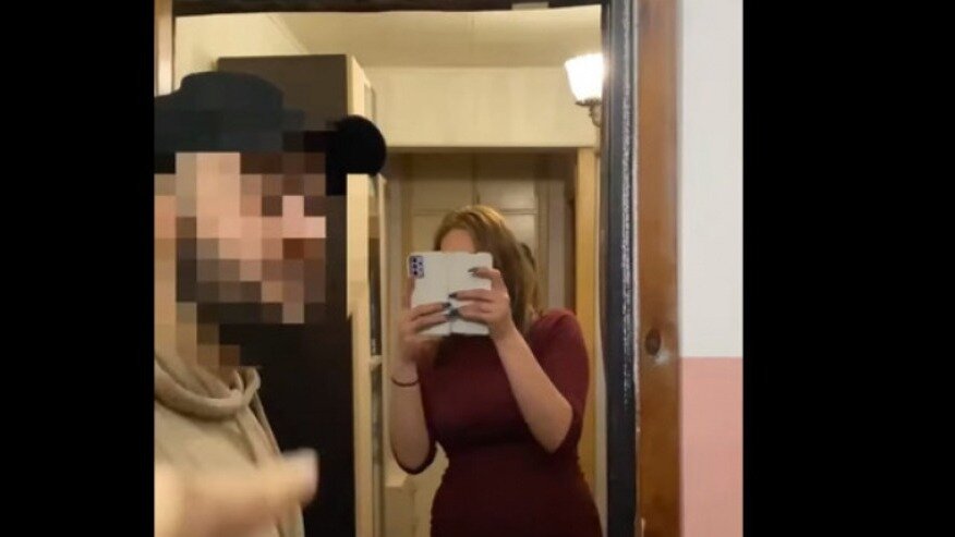     Ранее в соцсетях опубликовали видео с сотрудницей УФСИН, которая мешала спать соседям. Информацию нашему изданию прокомментировали в пресс-службе регионального УФСИН.