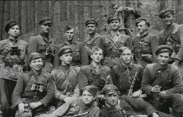 Группа боевиков УПА