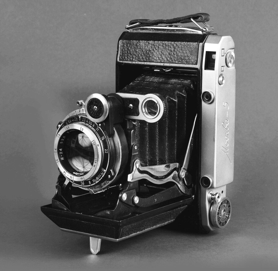 Фотокамера «Москва-5» 1959 года выпуска.
