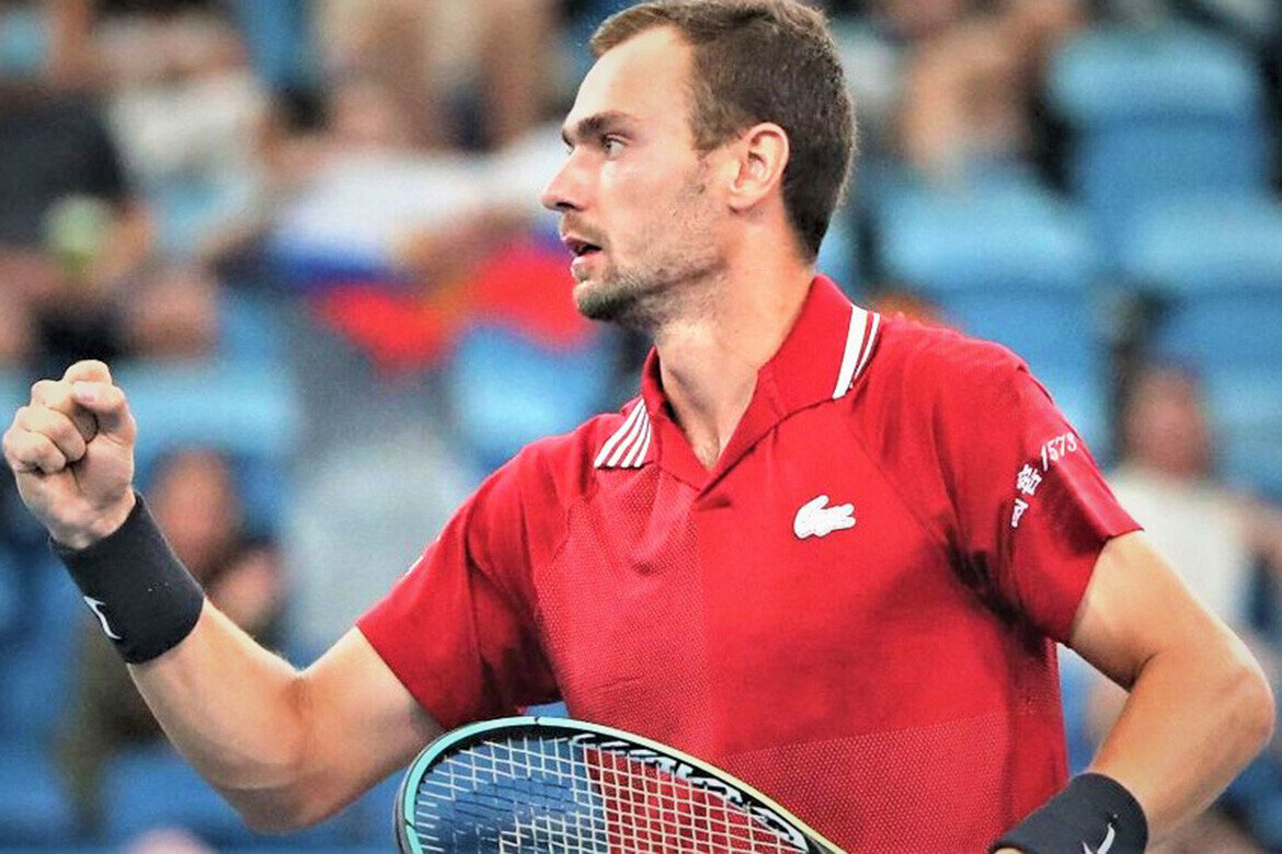 ​Ожидается, что уже скоро Сафиуллин взлетит с 92-й строчки мирового рейтинга ATP минимум в топ-50 и станет четвертой ракеткой России. Фото: tennis-russia.ru