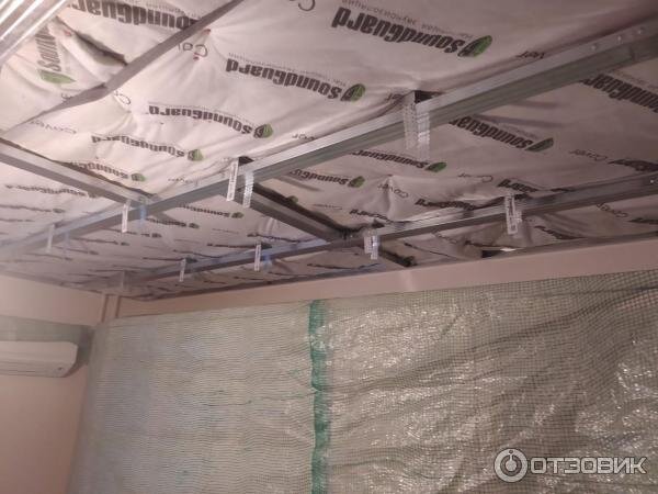 Звукоизоляционный мат SoundGuard Cover на потолке