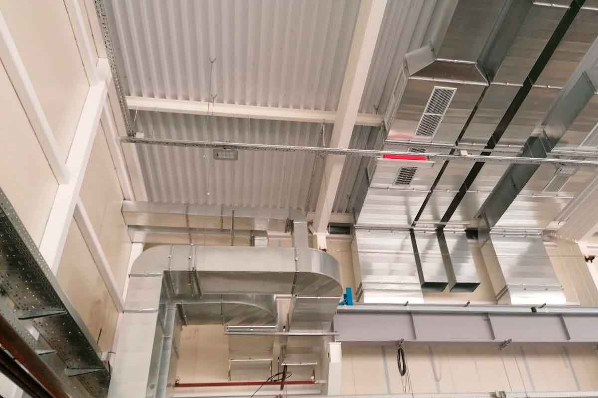 Огнезащита металлических конструкций в производственном здании