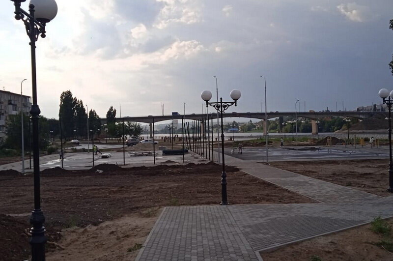    Реконструкция набережной в Камышине (фото Петра Баранова)
