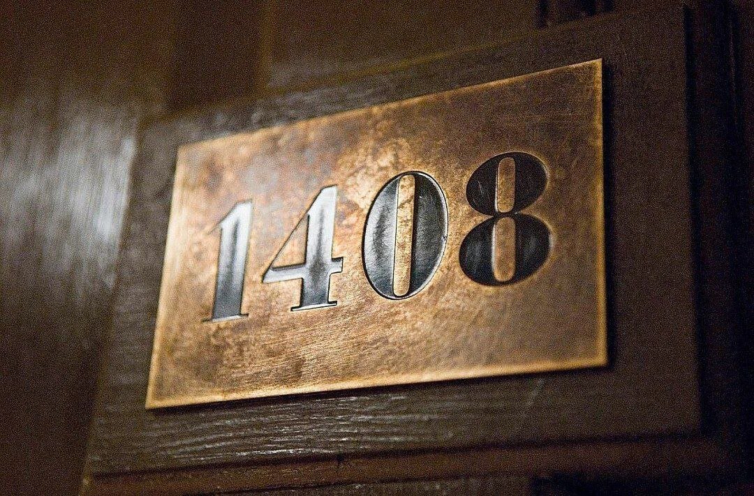 Кадр из фильма "1408" 2007 года