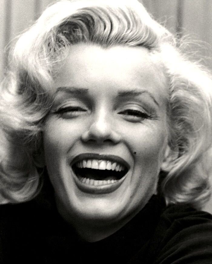 Мэрилин Монро. Мэрилин Монро улыбка. Marilyn Monroe Alfred Eisenstaedt. Мэрилин Монро Голливуд.