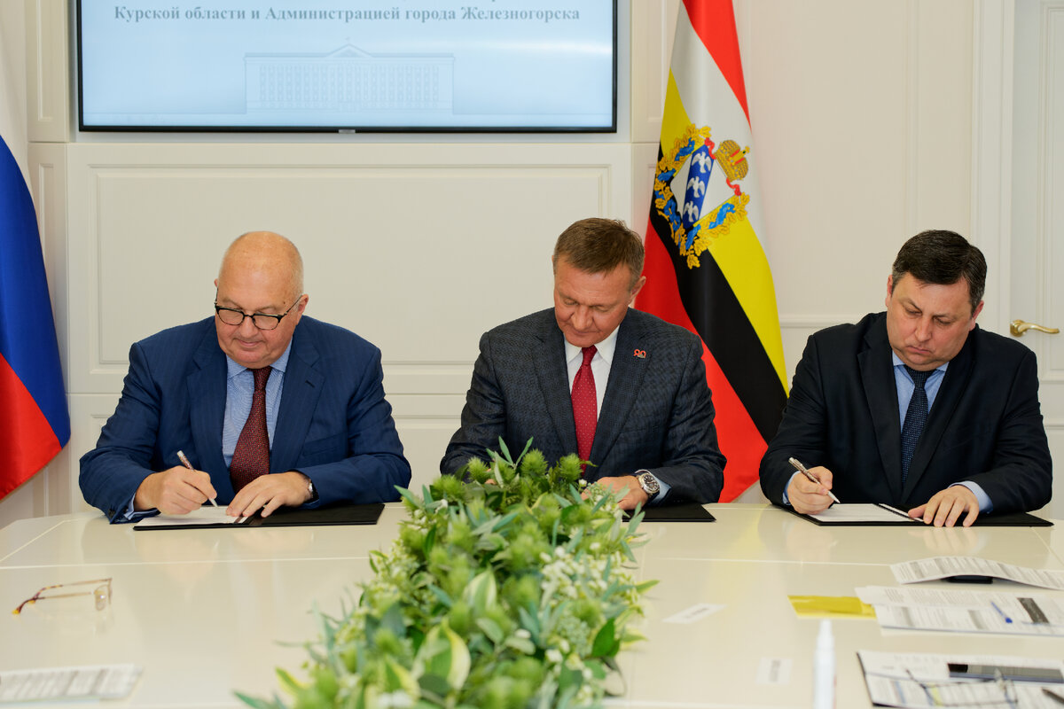 Назим Эфендиев, Роман Старовойт и Алексей Карнаушко. Автор фото Владимир Авдеев