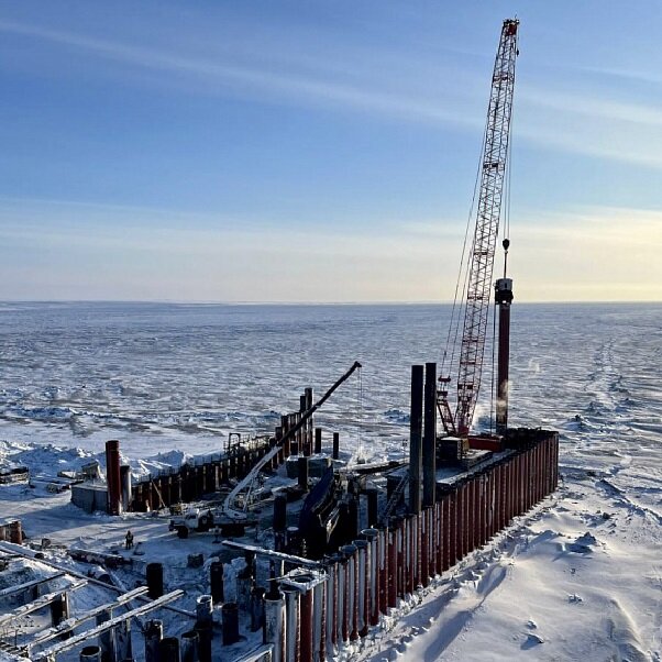 © ООО «СЕВЕРНАЯ ЗВЕЗДА» / arctic-energy.com (Строительство порта, 2023 г.)