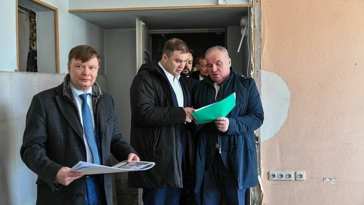     Он будет работать по принципу МФЦ.