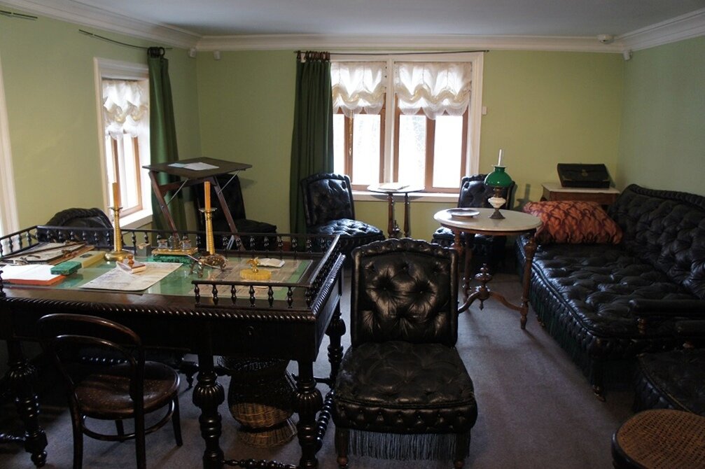 Музей усадьба льва толстого. Музей усадьба льва толстого москва. Квартиру лев толстой. Толстого хамовники, москва. Кабинет льва николаевича толстого.