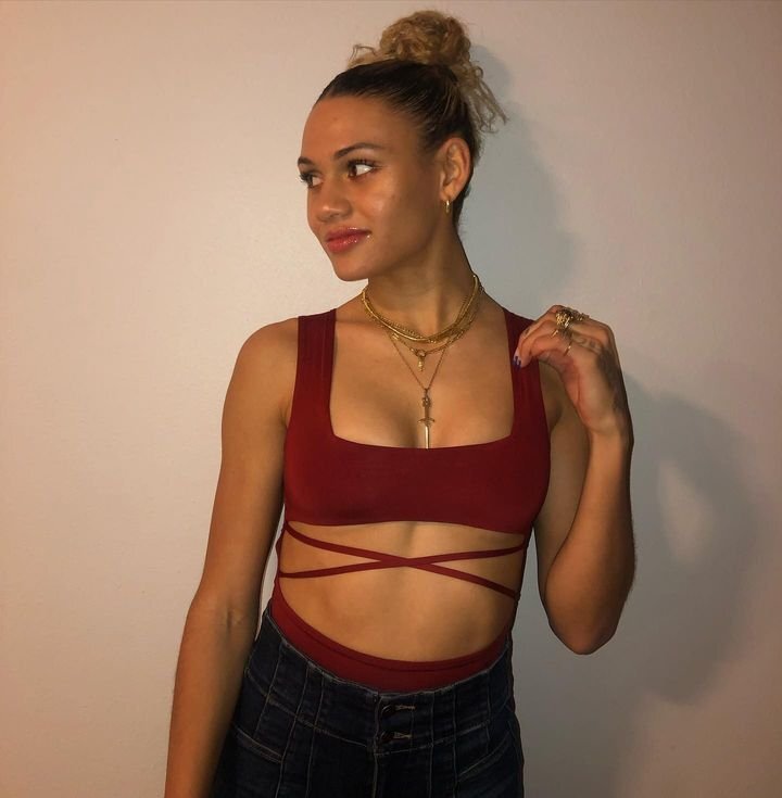 Листайте вправо, чтобы увидеть больше изображений