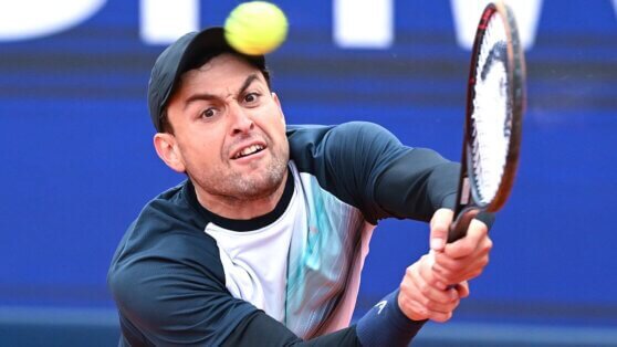    Карацев обыграл Де Минаура и выбился в четвертый круг "Мастерса" в Мадриде Юлия Шелковенко