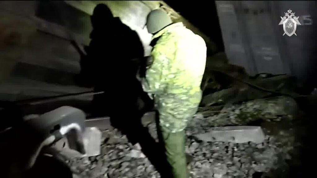    СК показал последствия взрыва на железной дороге под Брянском avchernov