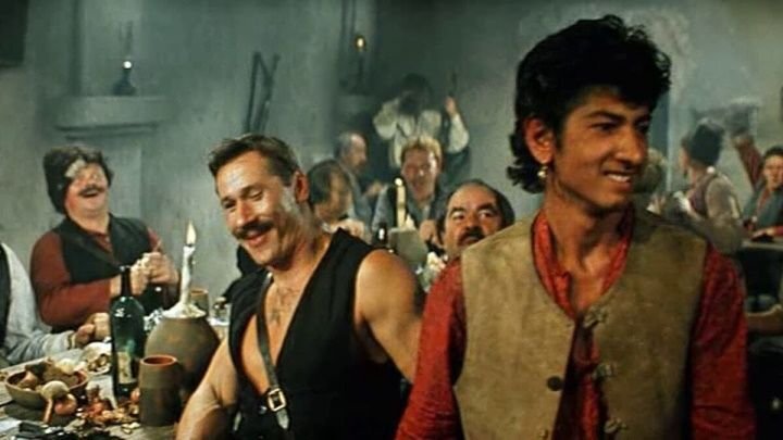      В "Неуловимых мстителях", фото из открытых источников.