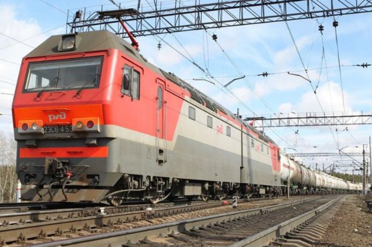    Погрузка на Свердловской железной дороге в апреле выросла на 4,2%