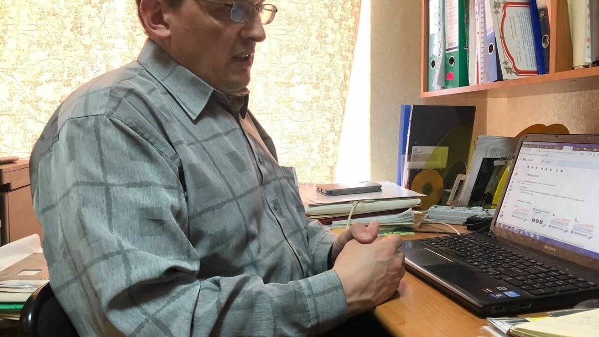     Задержание может быть связано с делом о вывозе архива «Мемориала».