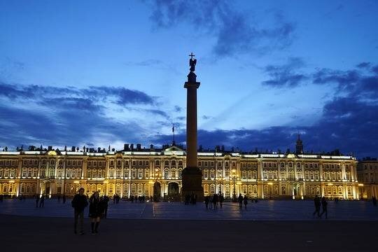    В Петербурге впервые возбуждено уголовное дело против организаторов экскурсий по крышам