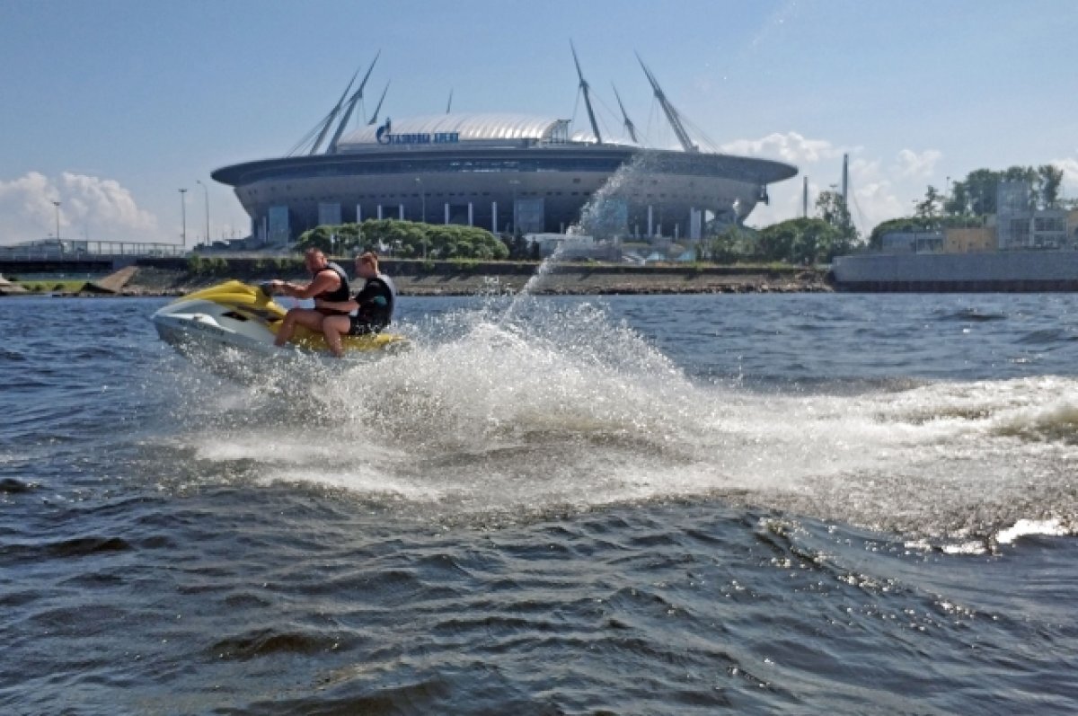    С 7 по 10 мая в Петербурге вводится запрет на использование гидроциклов