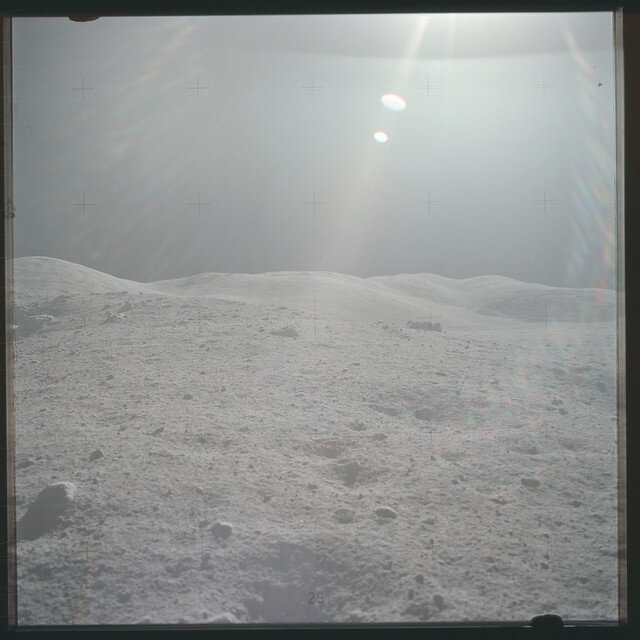 Серия снимков AS17-137-21001 - AS17-137-21025