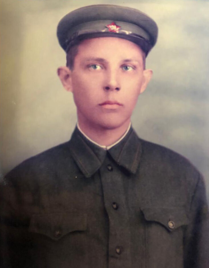    Анатолий Басистый в 40-е годы. Фото: Из личного архивa/ Тамара Хабарова