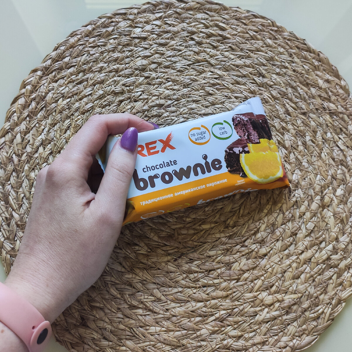 Видно мой бедненький пальчик порезанный