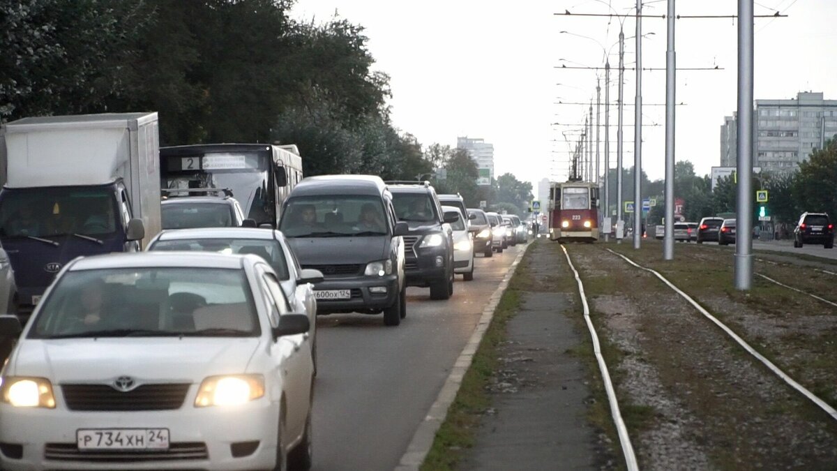     Вечером в среду, 24 мая, Красноярск сковали 10-балльные пробки.