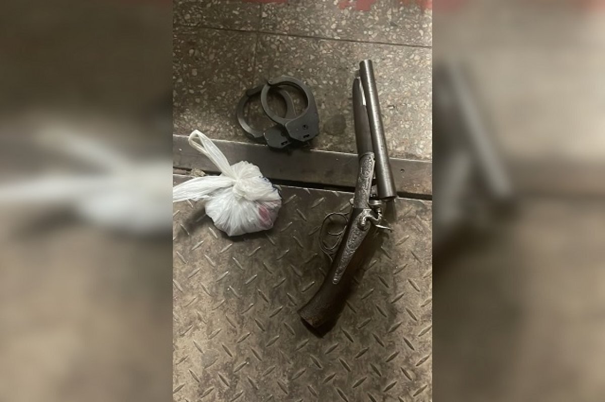    В подсобке магазина во Всеволожске нашли старинное бельгийское ружьё
