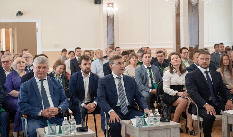 ВГЛТУ посетил Министр науки и высшего образования РФ Валерий Фальков