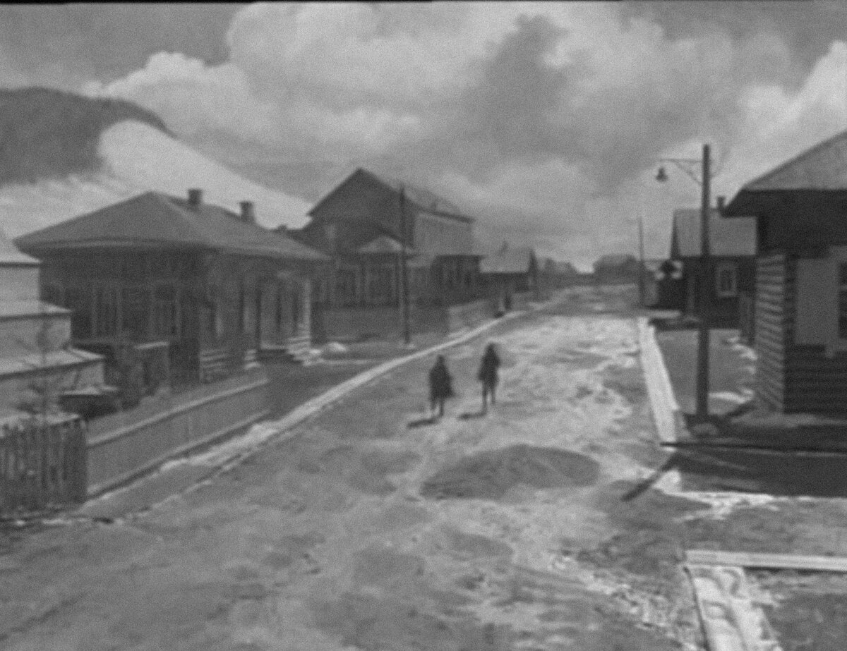 Кадры из фильма "Сибиряки" 1940 г., деревня в окрестностях Сергиева Посада