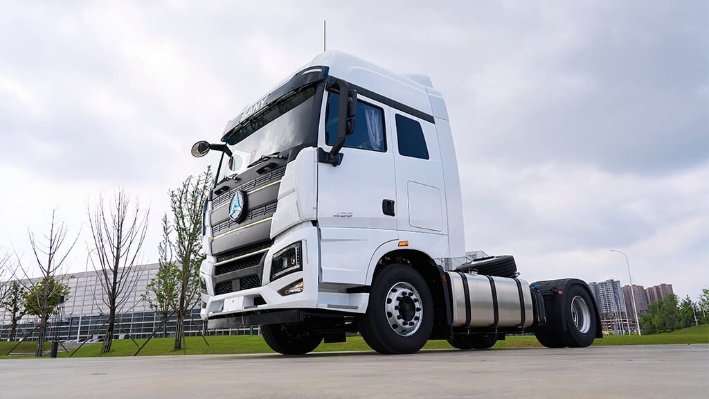 Самая перспективная новинка на российском рынке. Седельный тягач Sany 4x2 D495AS. Увидеть вживую седельный тягач можно на площадках группы компаний "ТехПортАвтоСервис"