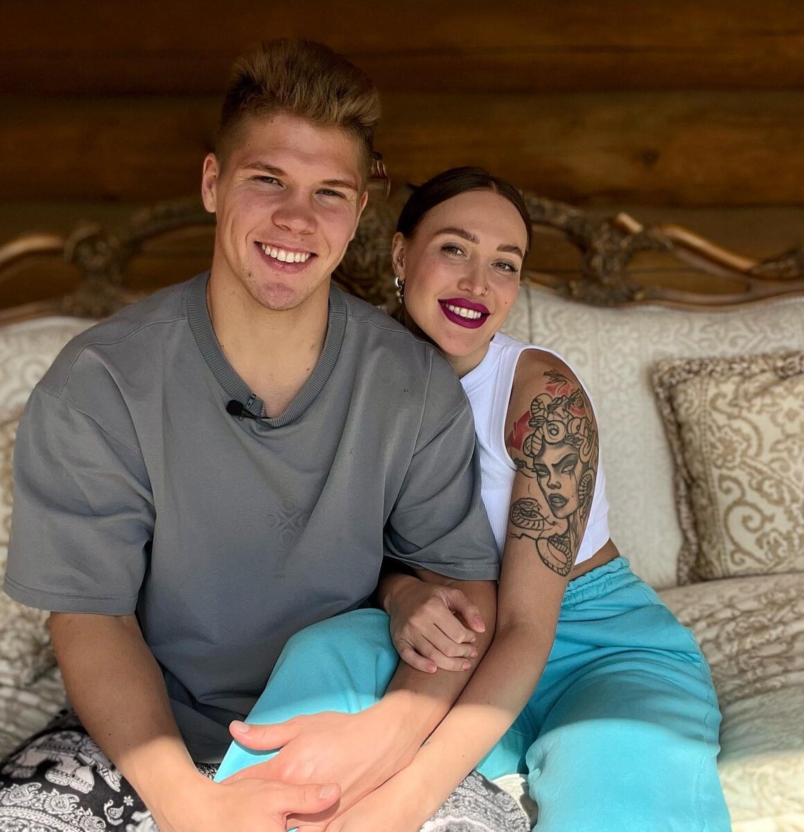 Илья Баженов и Лиза Полыгалова (фото из Telegram)