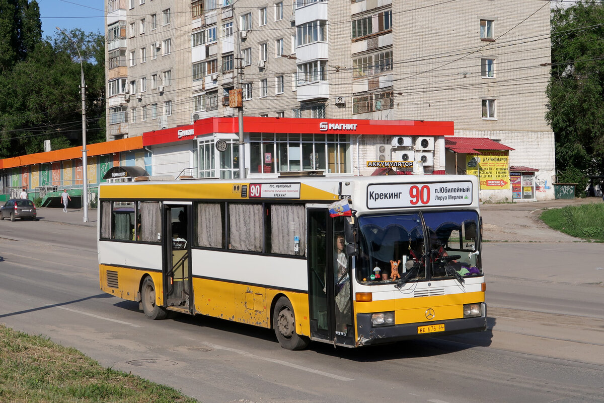 Автобус Mercedes-Benz O405.