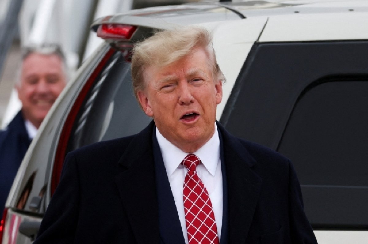    Дональд Трамп.