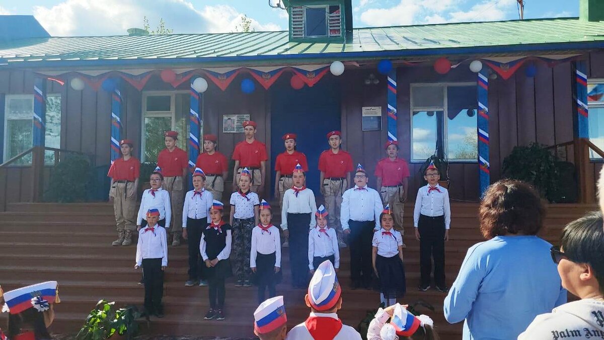 Фото: : школа села Ваеги