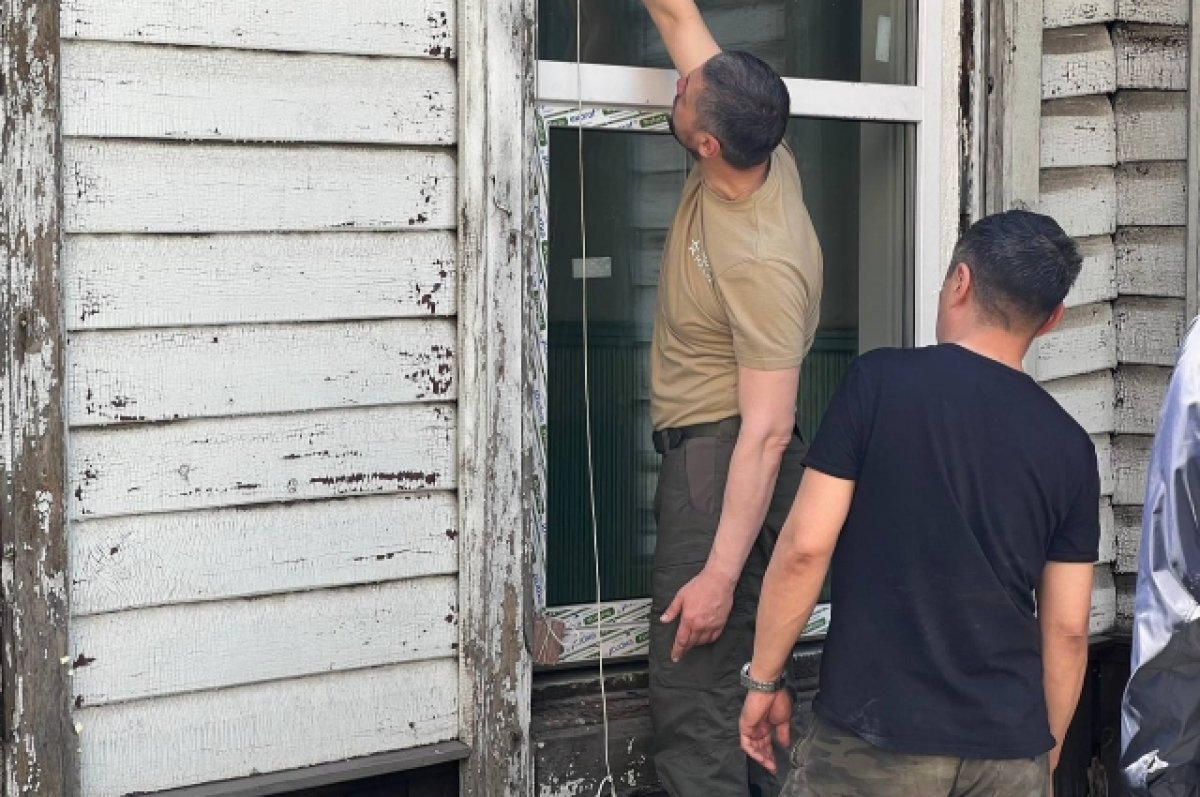    «Окна криво вставили»: Глава Забайкалья раскритиковал реконструкцию детсада