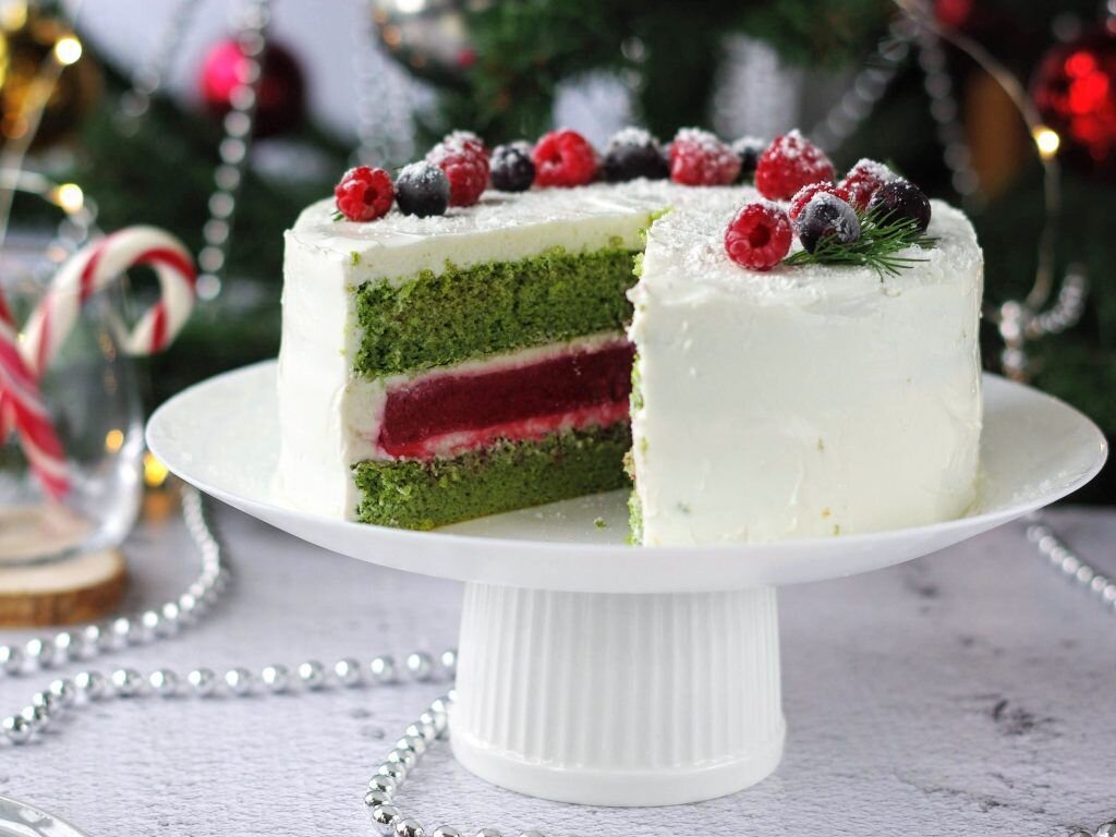 Примером послужит вот такой красивый торт, источник: https://pin.it/w1zOgPm