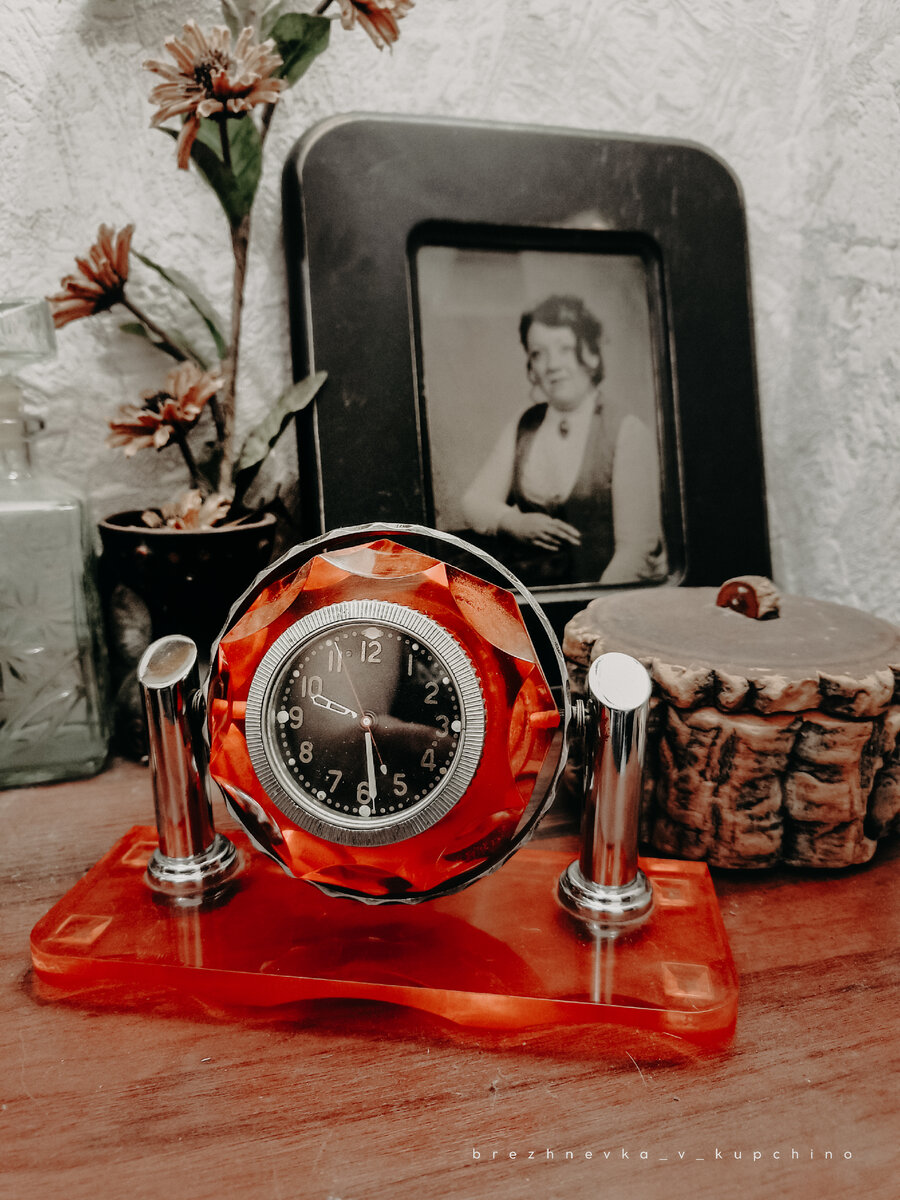 Танковые часы нашей семьи. Фото моё.