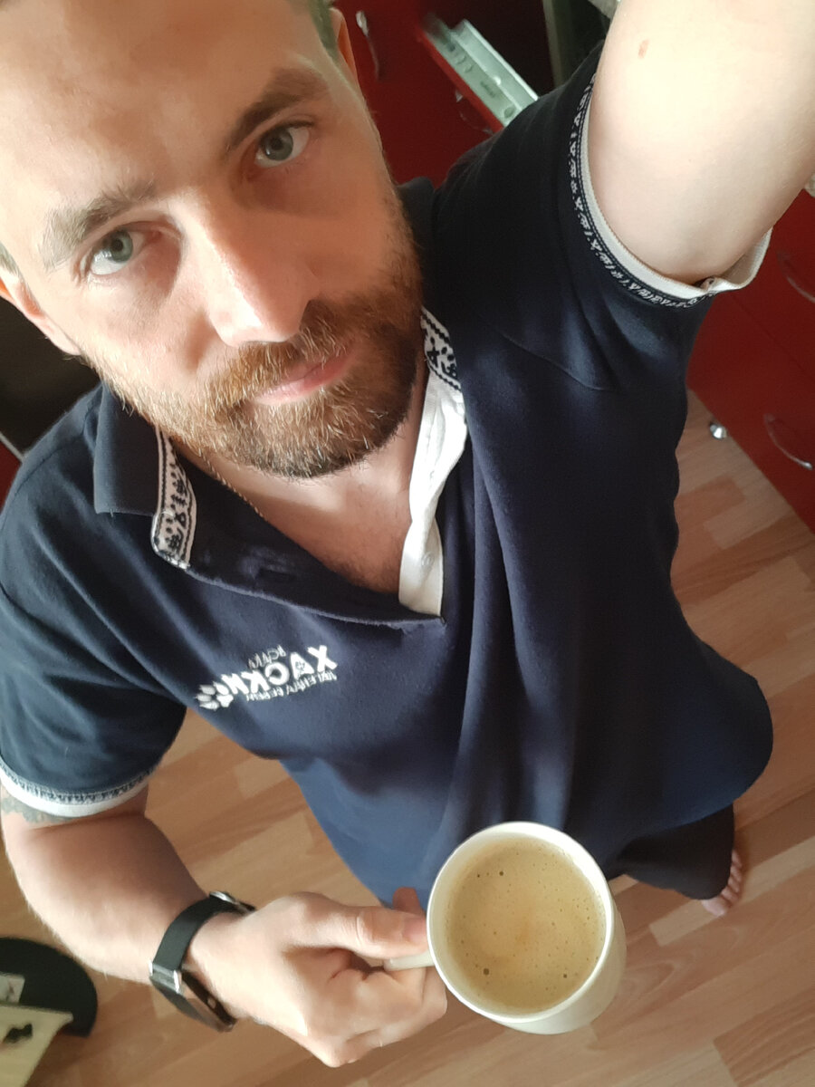 Я и чашка кофе