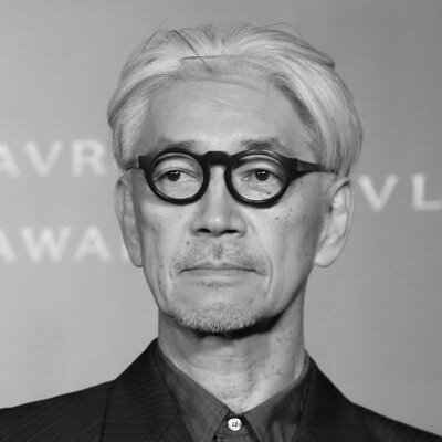     Умер Рюити Сакамото