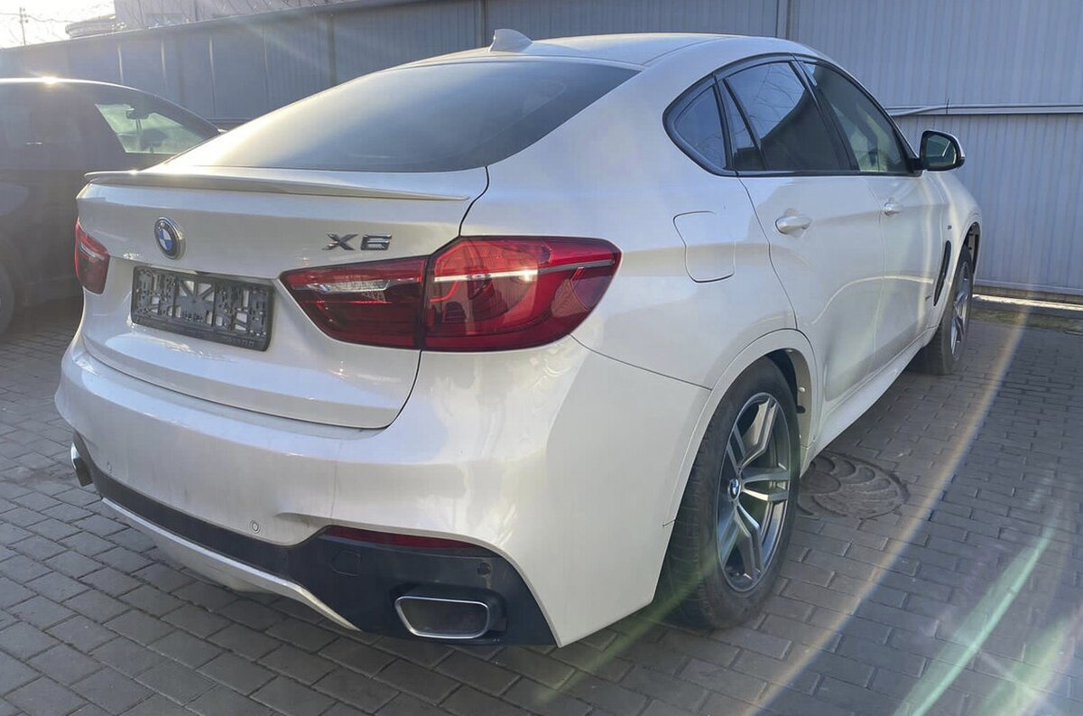    BMW X6   
Авто.ру