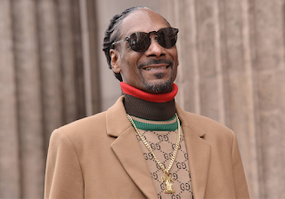 Snoop Dogg на торжественной церемонии открытия именной звезды на «Аллее славы» в Голливуде