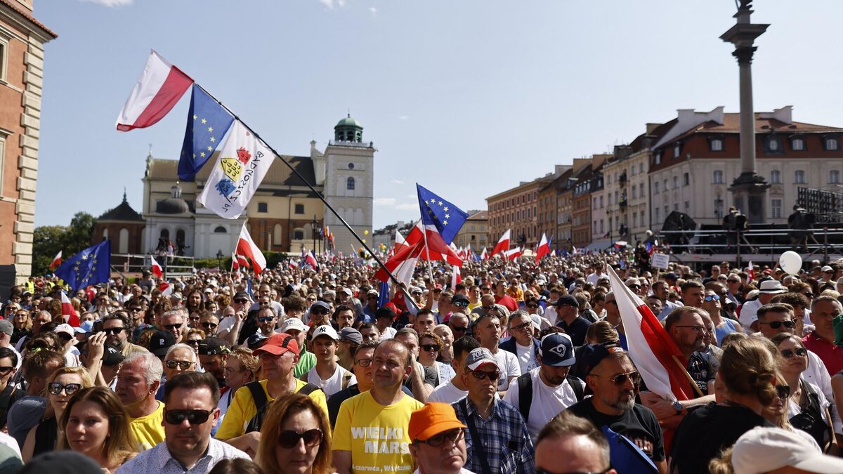 протесты в польше