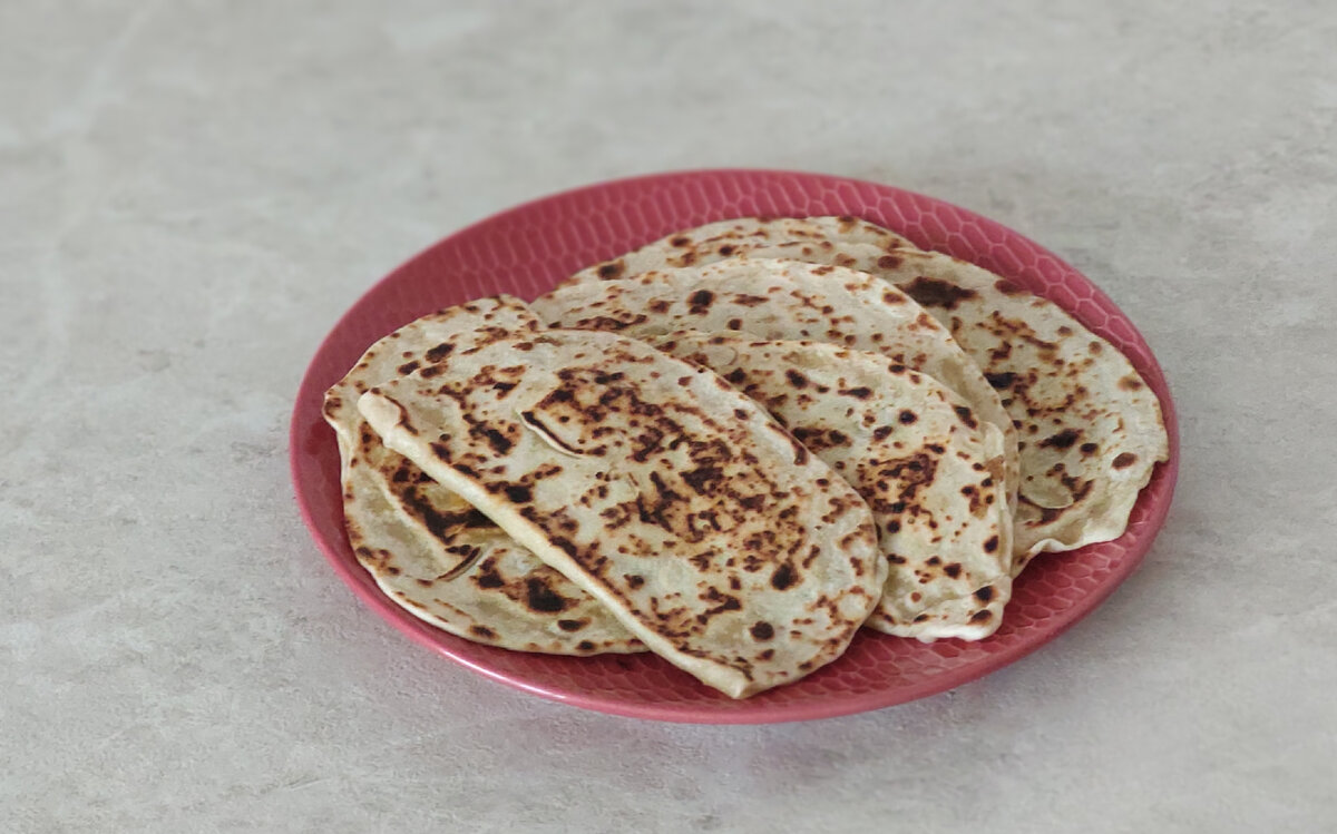 Мука, вода и немного зелени: вкуснейшие лепешки на скорую руку (бюджетный  рецепт) | ОЛЯ ГОТОВИТ | Дзен