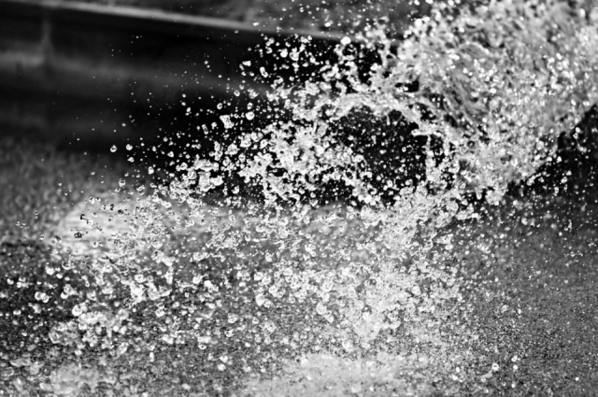    В Новосибирске власти решили не восстанавливать плавучий фонтан на Оби