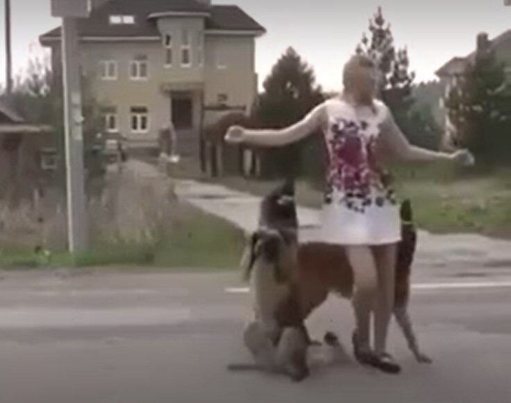 Полина