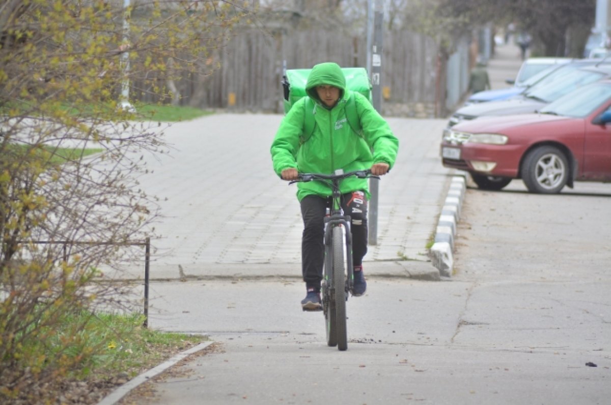    Штраф за отказ и хорошие чаевые.