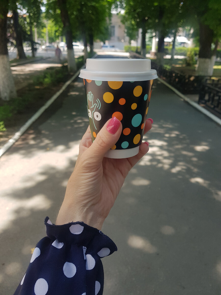 Периодически позволяла себе выбежать на несколько минут на обед. Фото автора. 