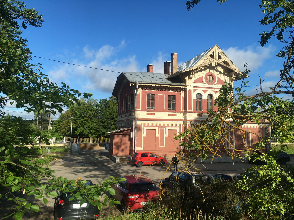 Здание вокзала Дуденгоф (быв. Можайская), постройки 1899 г.